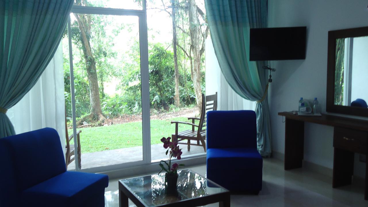 Bridge Hotel Negombo Kimbulapitiya Exteriör bild